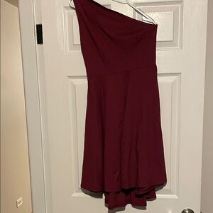 Elegant Burgundy One-Shoulder Dress